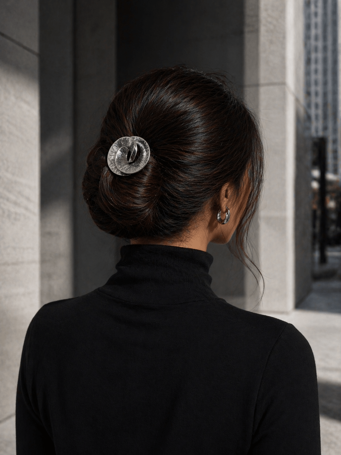 Chloe Swirl Metal French Pin | silver | Nomad Amara