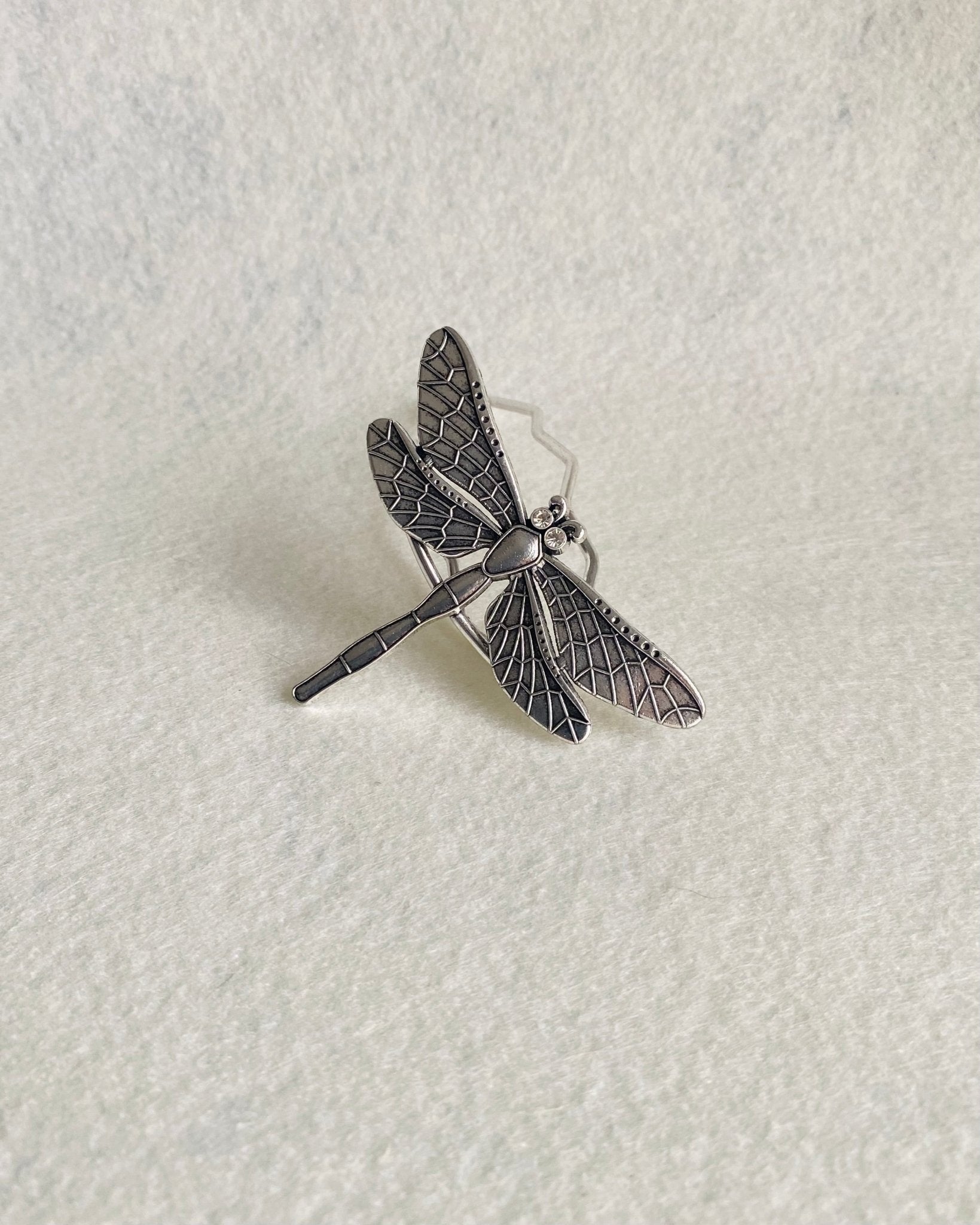 Liby Dragonfly Metal French Pin | Nomad Amara